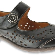 Spring Step Music Black Leather