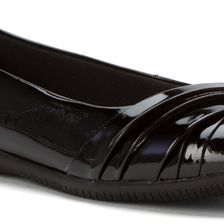 Walking Cradles Flick Black Soft Patent