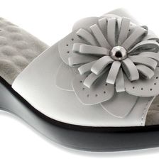 Walking Cradles Cuddle White