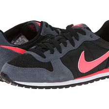 Incaltaminte Femei Nike Genicco BlackDark MagentaGreyHyper Punch