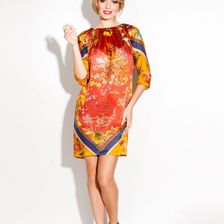 Rochie oranj, Tiamat, Lo Spaccio