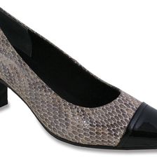 Walking Cradles Race Taupe Viper Snake