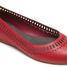 Rockport Total Motion HW20 Lace Perf Ballet D Berry Dist Goat