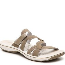 Incaltaminte Femei Clarks Brinkley Lonna Flat Sandal Beige