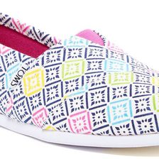 TOMS Vintage Tile Print Classic Slip-On Shoe WHITE