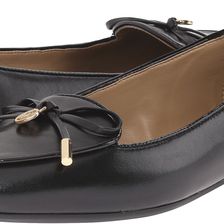 Michael Kors Nancy Flat Black Smooth Calf