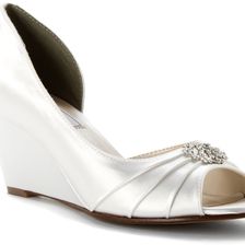 Touch Ups Lee White Satin