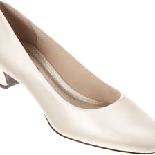 Trotters Janna White Pearl Soft Kid