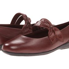 Walking Cradles Feline Tobacco Waxy Soft Leather