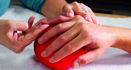 Simti amorteala, mancarime si furnicaturi in degete? Trebuie sa faci asta urgent