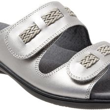 Trotters Kap Pewter