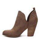 Incaltaminte Femei CARLOS by Carlos Santana Rouen Bootie Taupe