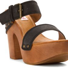 Two Lips Sophia Black