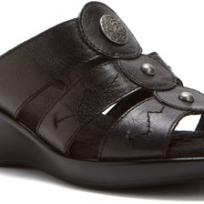 Walking Cradles Call Black Waxy Washed Leather