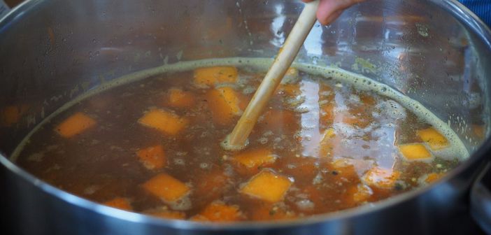 Cum se face celebra ciorba de potroace - Ieftina, simpla, delicioasa