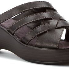 Eastland Poppy Black Leather