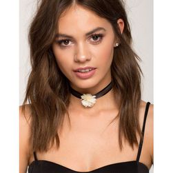 Bijuterii Femei CheapChic Floral Affair Choker Ivory