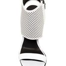 Incaltaminte Femei Pour La Victoire Georgette Ankle Wrap Heel Sandal WHITE PERFORATED LEATHER