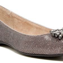 Jessica Simpson Mollins Flat MULTI BRONZE