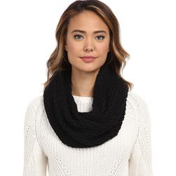 UGG Sequoia Twisted Solid Knit Snood Black