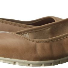 Born Tami Castoro Waxed Suede