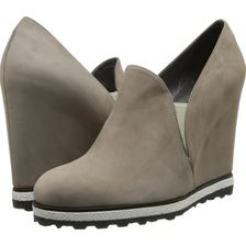 Stuart Weitzman Stealth Stone Nubuc