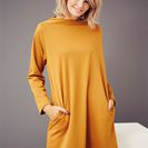 Rochie cu guler înalt 