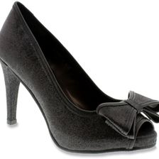 Walking Cradles Lizzy Black