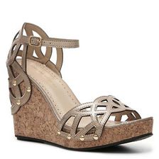 Incaltaminte Femei Adrienne Vittadini Chavi Wedge Sandal Gold 