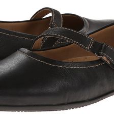 Trotters Simmy Black Veg Tumbled Leather