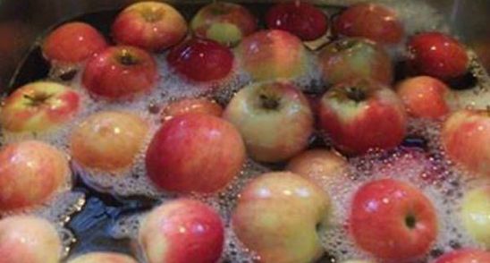 Sigur nu stiai: cum scapi de pesticidele de pe fructe si legume. Truc simplu