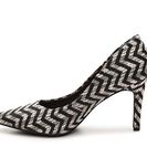 Incaltaminte Femei Seychelles Frequency Pump BlackWhite