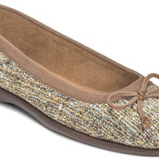 Aerosoles Teashop Taupe Fabric