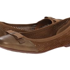 Born Mardea Tan/Sand Combo