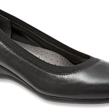 Trotters Lansing Black Soft Nappa Leather