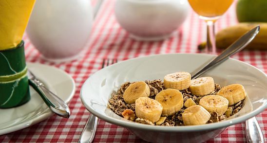 Mananci banane la micul dejun! O idee cat de poate de proasta