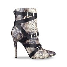 Incaltaminte Femei GUESS Parley Printed Pointed-Toe Booties natural multi leather