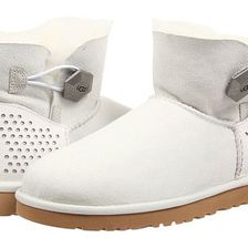 Incaltaminte Femei UGG Mini Bailey Button Geo Perf White Twinface