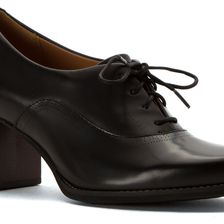 Clarks Tarah Victoria Black Leather