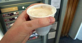 Cafeaua de la automat, periculoasa pentru organism. Ce contine