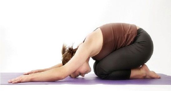 Repeta acest exercitiu in fiecare seara! Iti ajuta corpul sa se relaxeze imediat! 